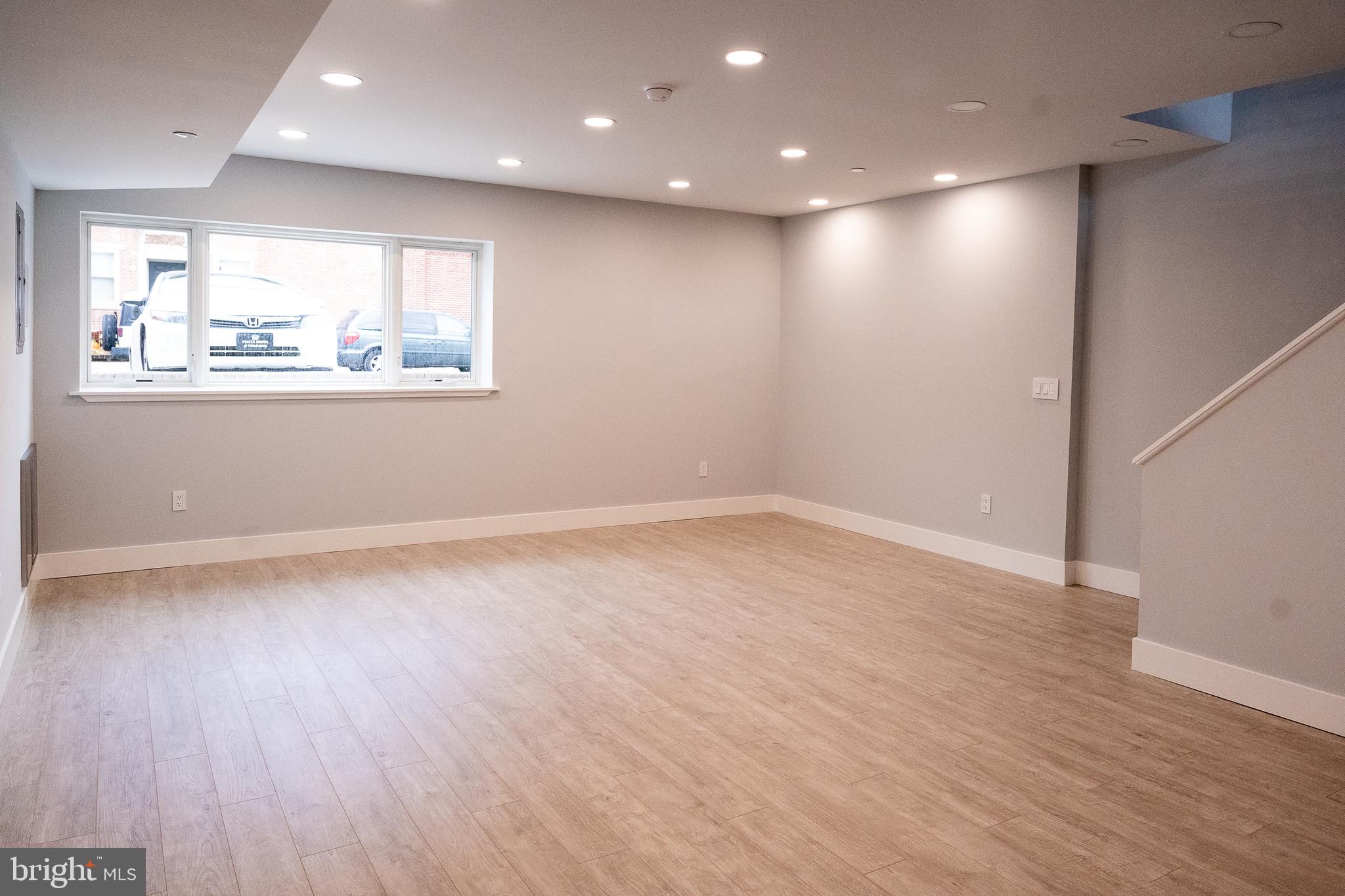 FRANCISVILLE - Residential