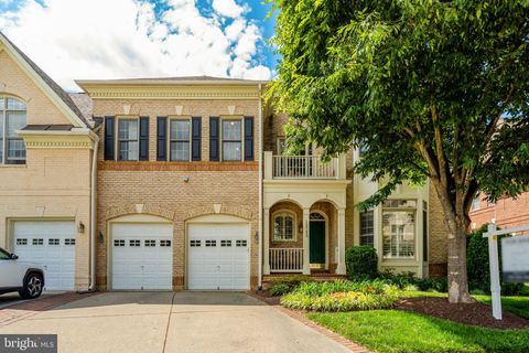 12723 LADY SOMERSET LANE FAIRFAX VA 22033