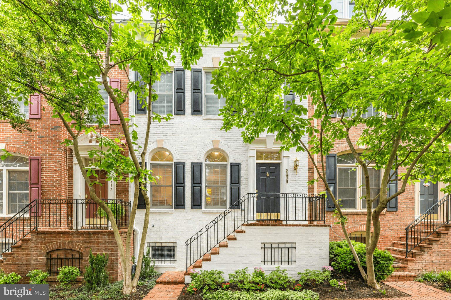 2435 13TH COURT N
