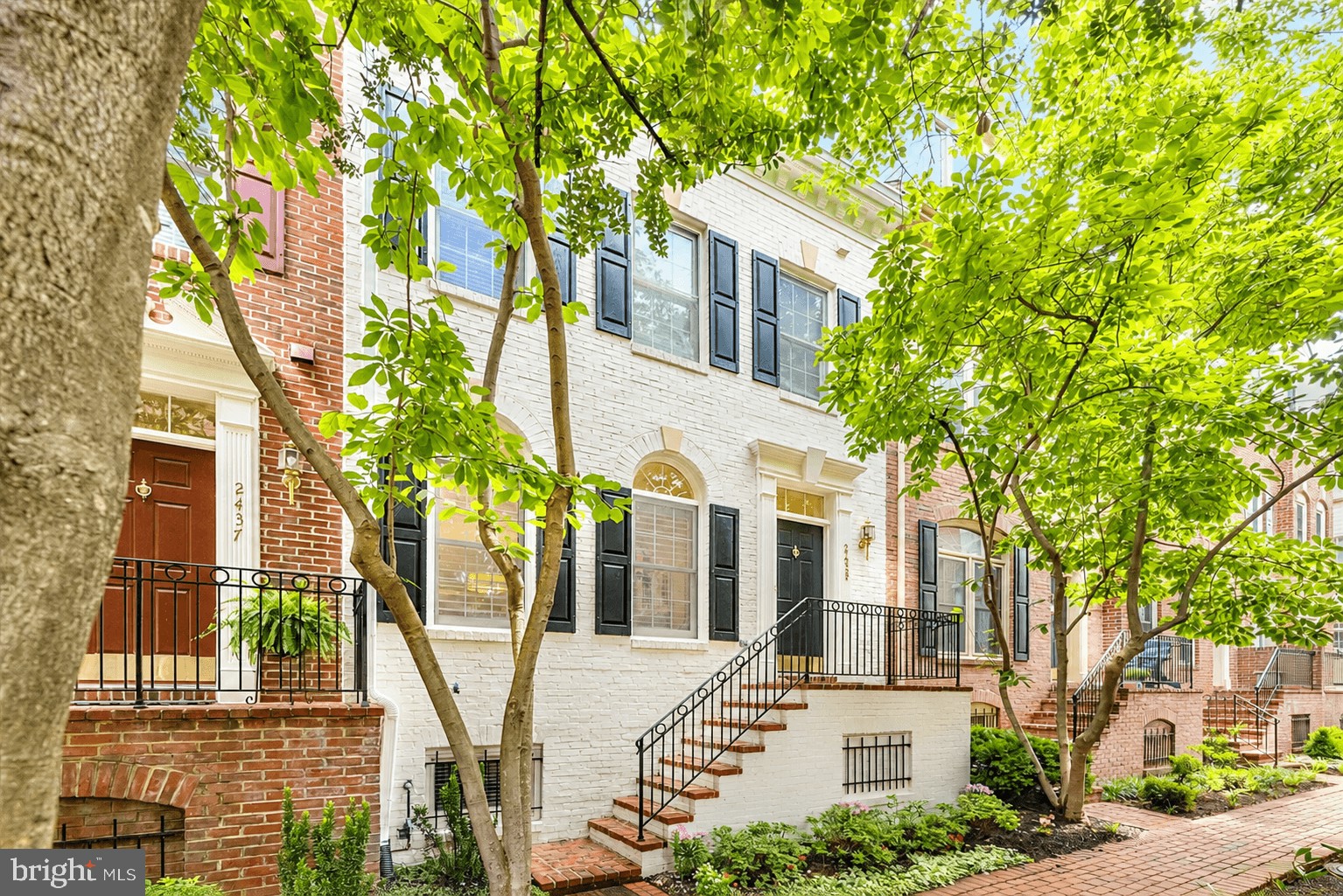 2435 13TH COURT N
