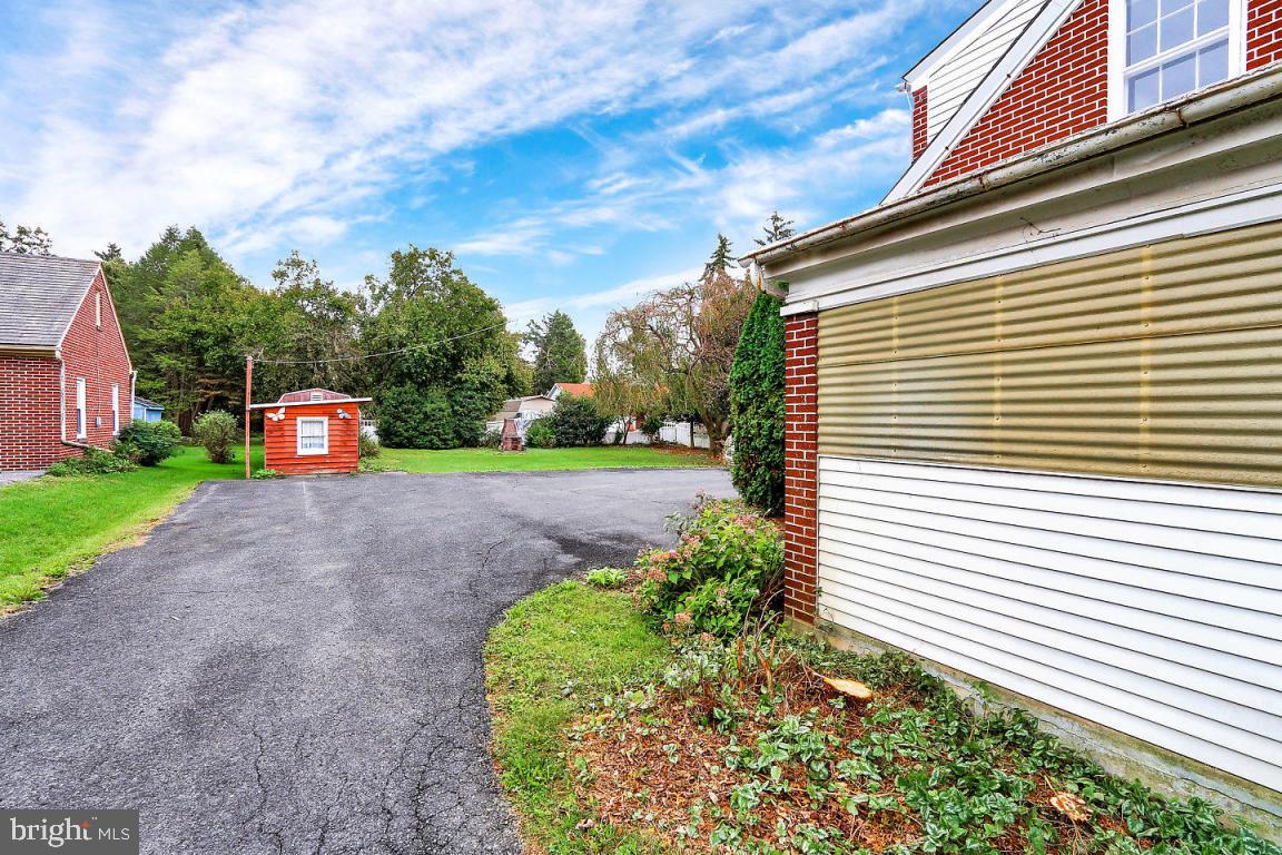 MANOR TWP - Residential