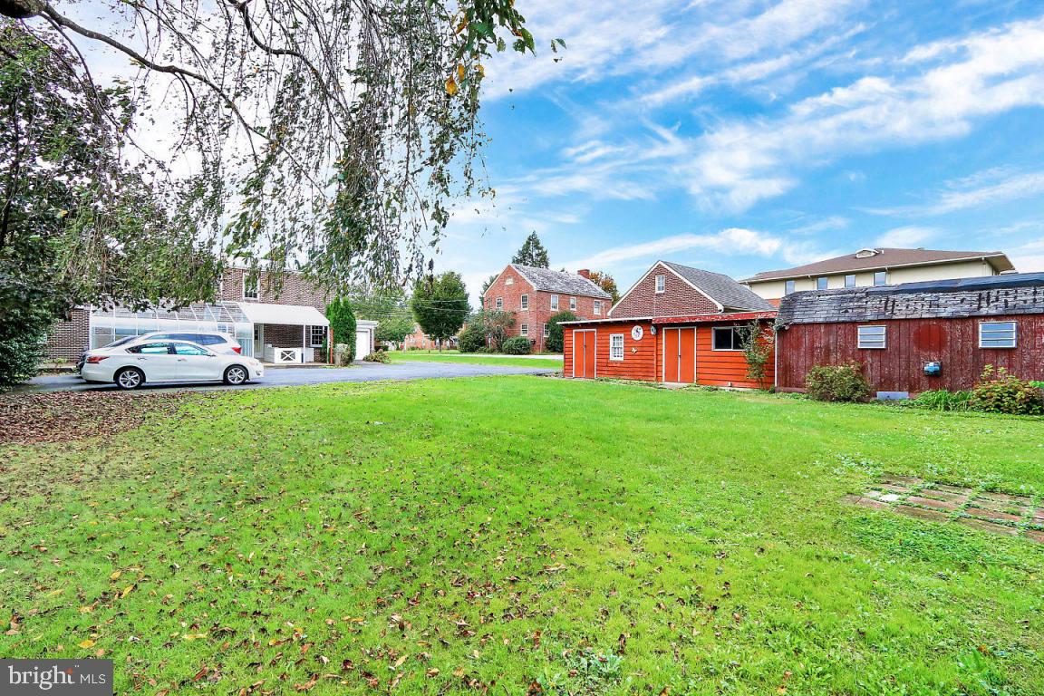 MANOR TWP - Residential