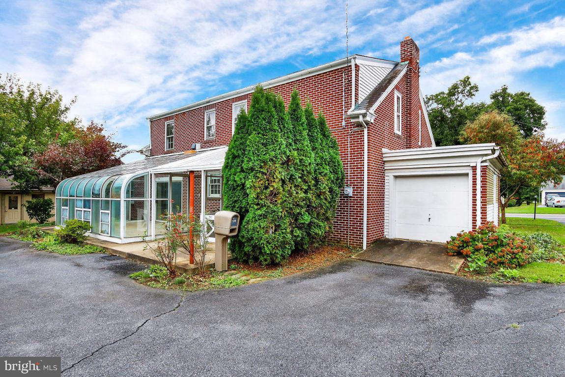 MANOR TWP - Residential