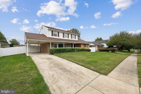 Photo of 111 Essenton Drive, UPPER MARLBORO, MD 20774 (MLS # MDPG2177574)