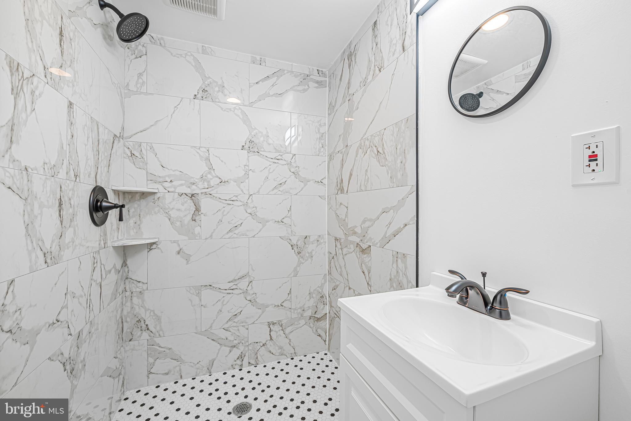 WOODLAWN HEIGHTS - Residential