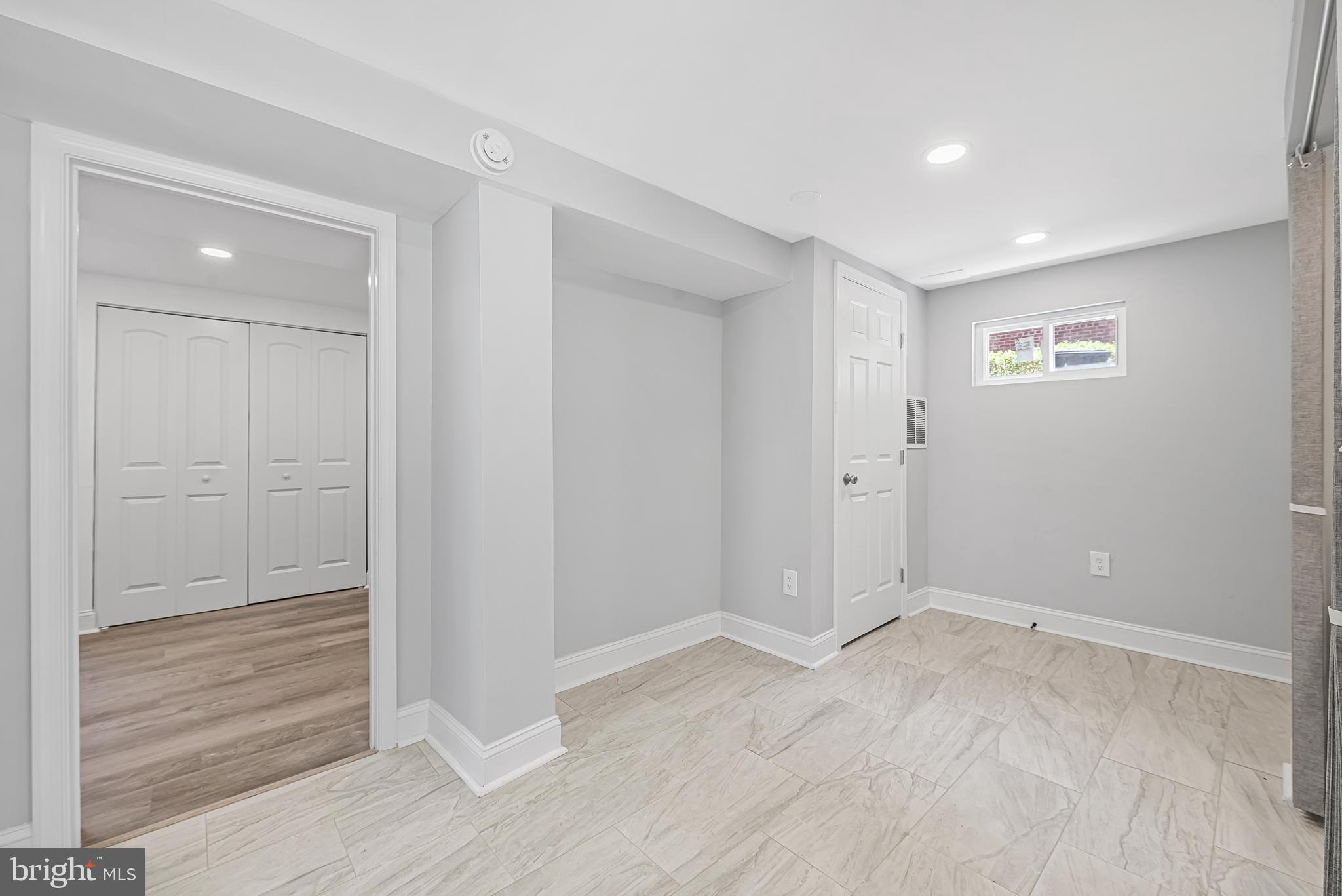 WOODLAWN HEIGHTS - Residential