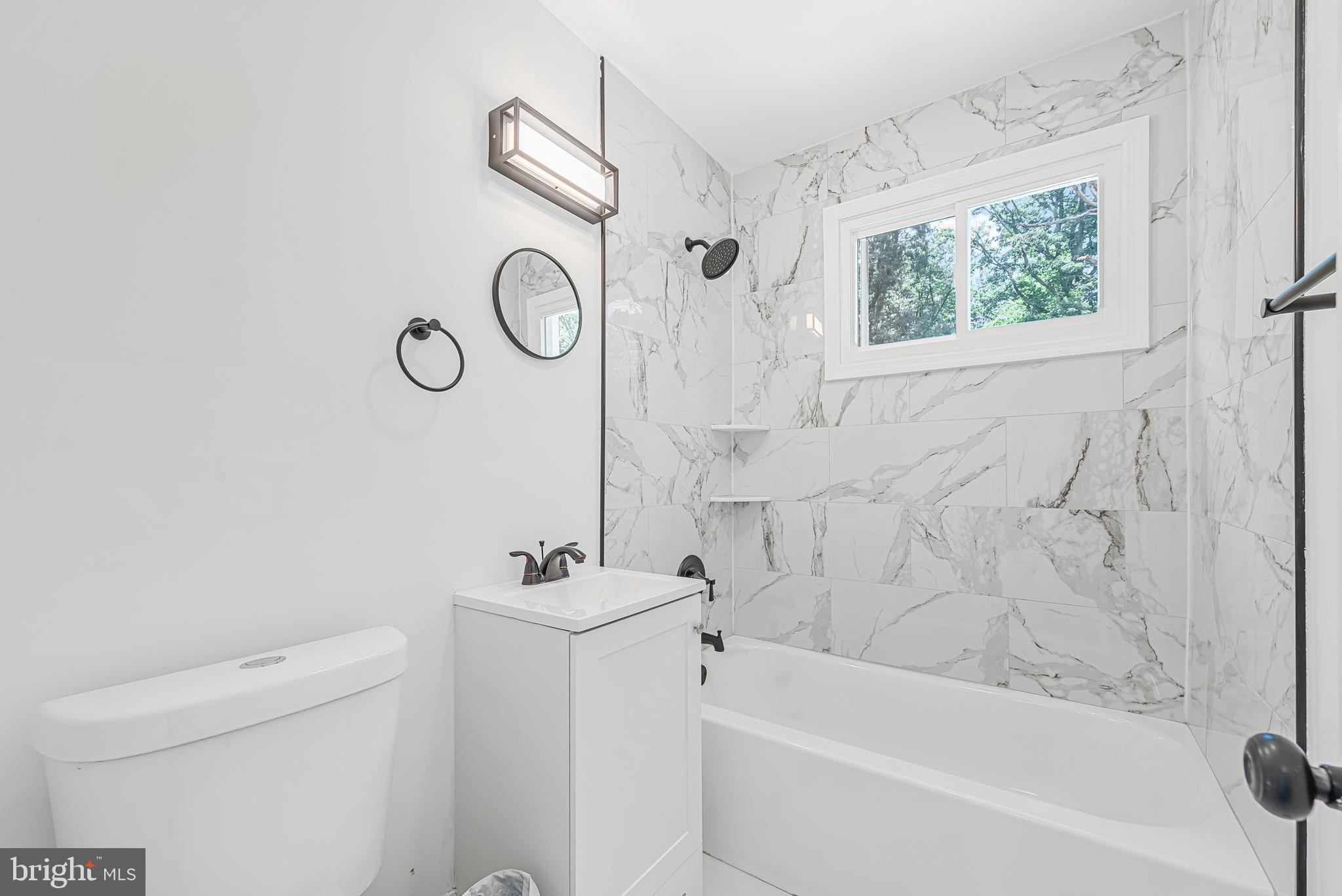 WOODLAWN HEIGHTS - Residential