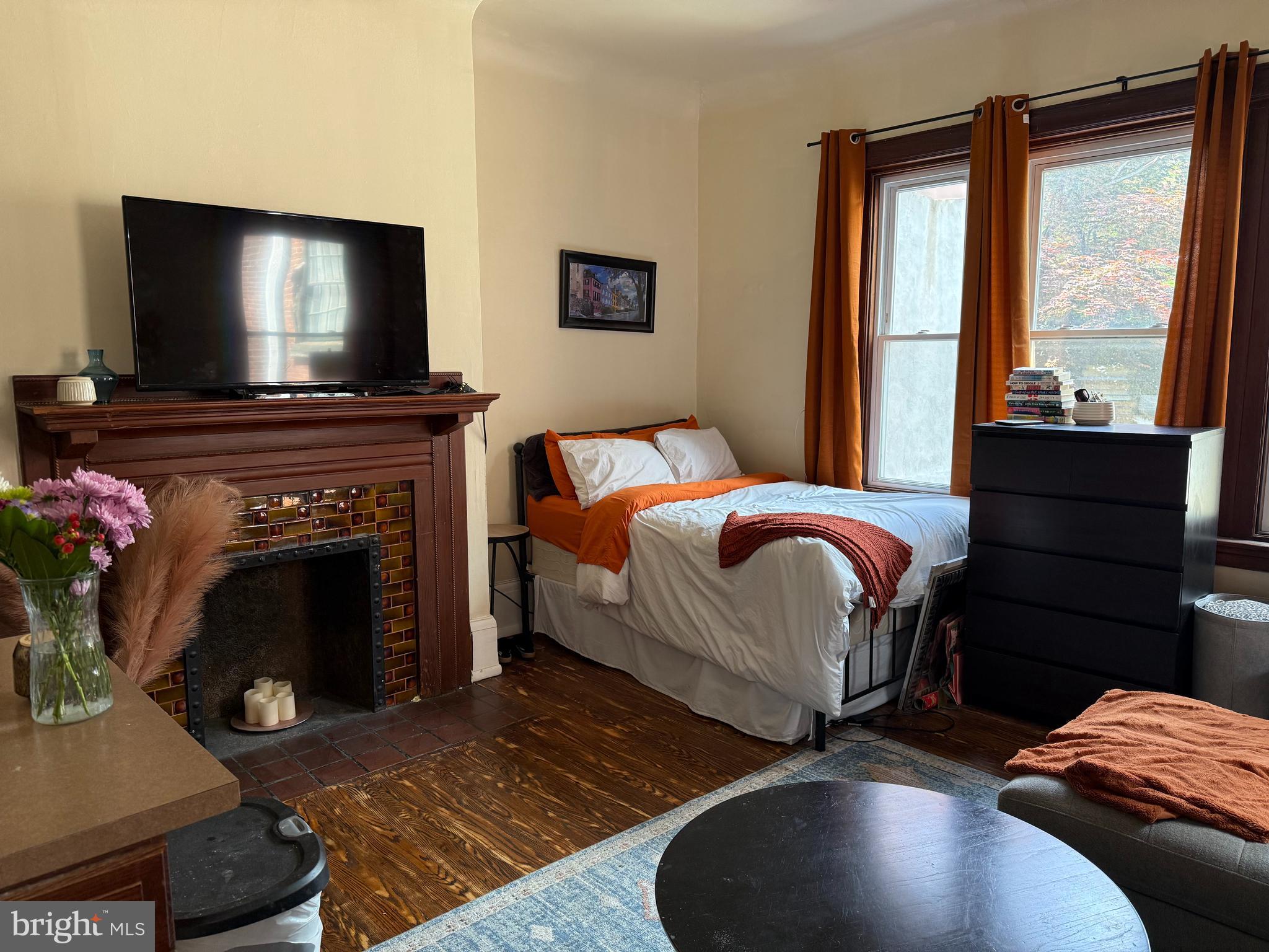 RITTENHOUSE SQUARE - Residential Lease