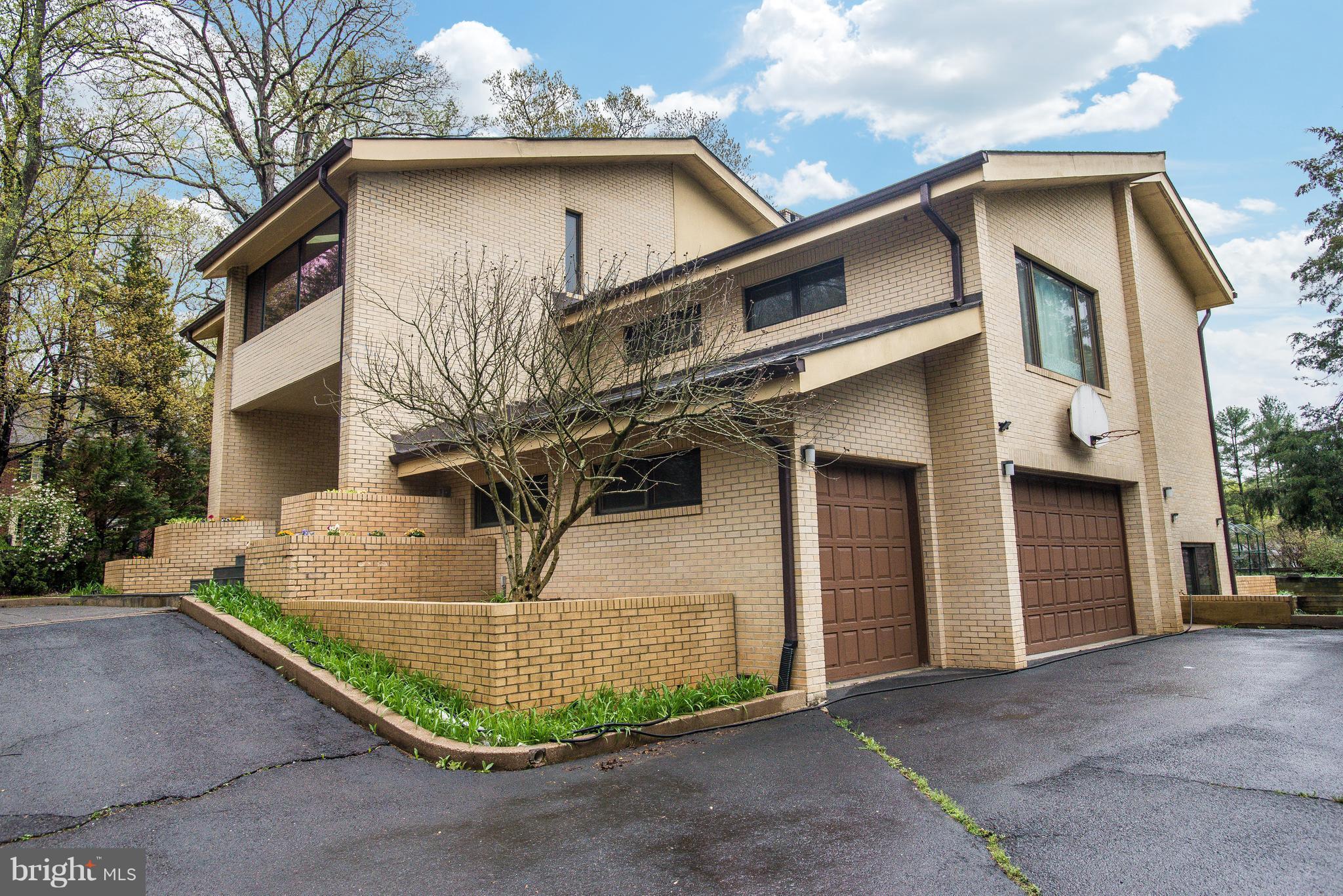 POTOMAC OVERLOOK - Residential