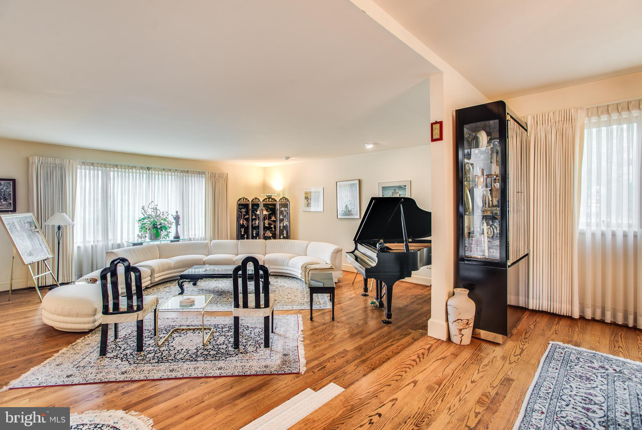 POTOMAC OVERLOOK - Residential