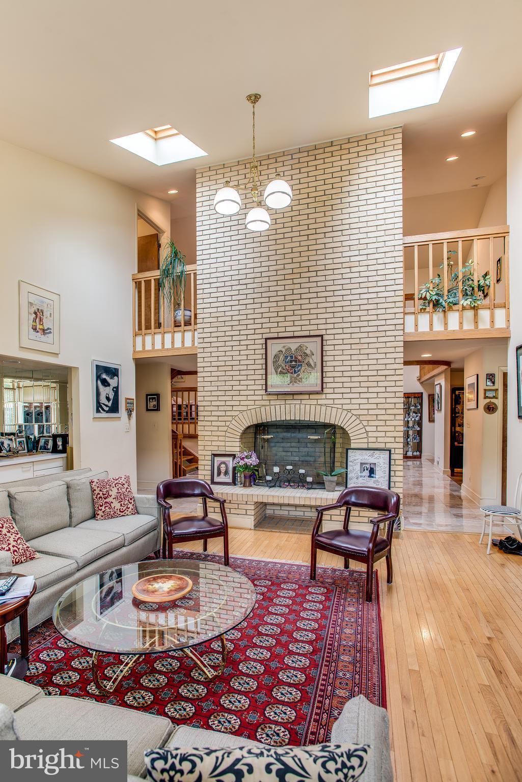 POTOMAC OVERLOOK - Residential