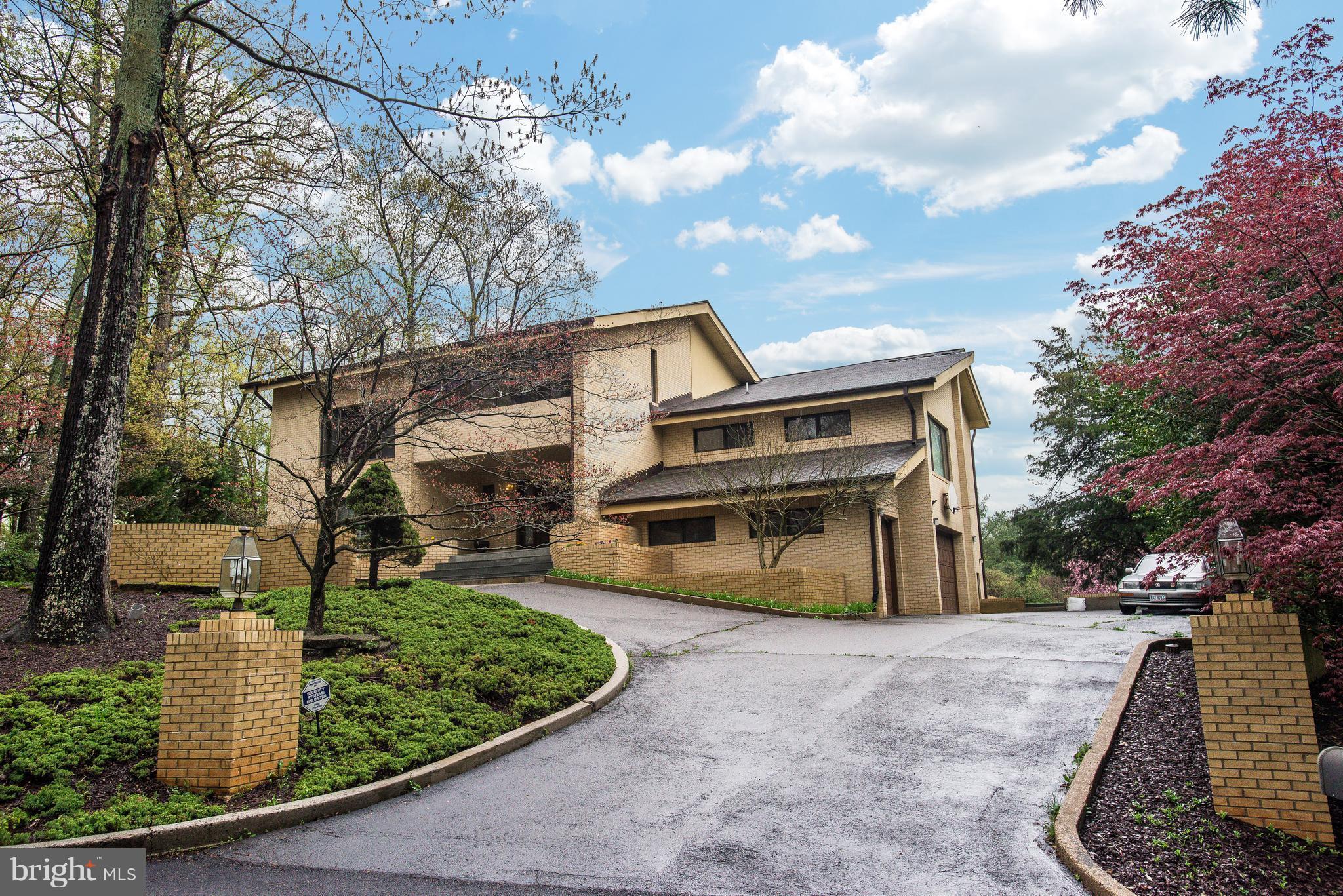 POTOMAC OVERLOOK - Residential