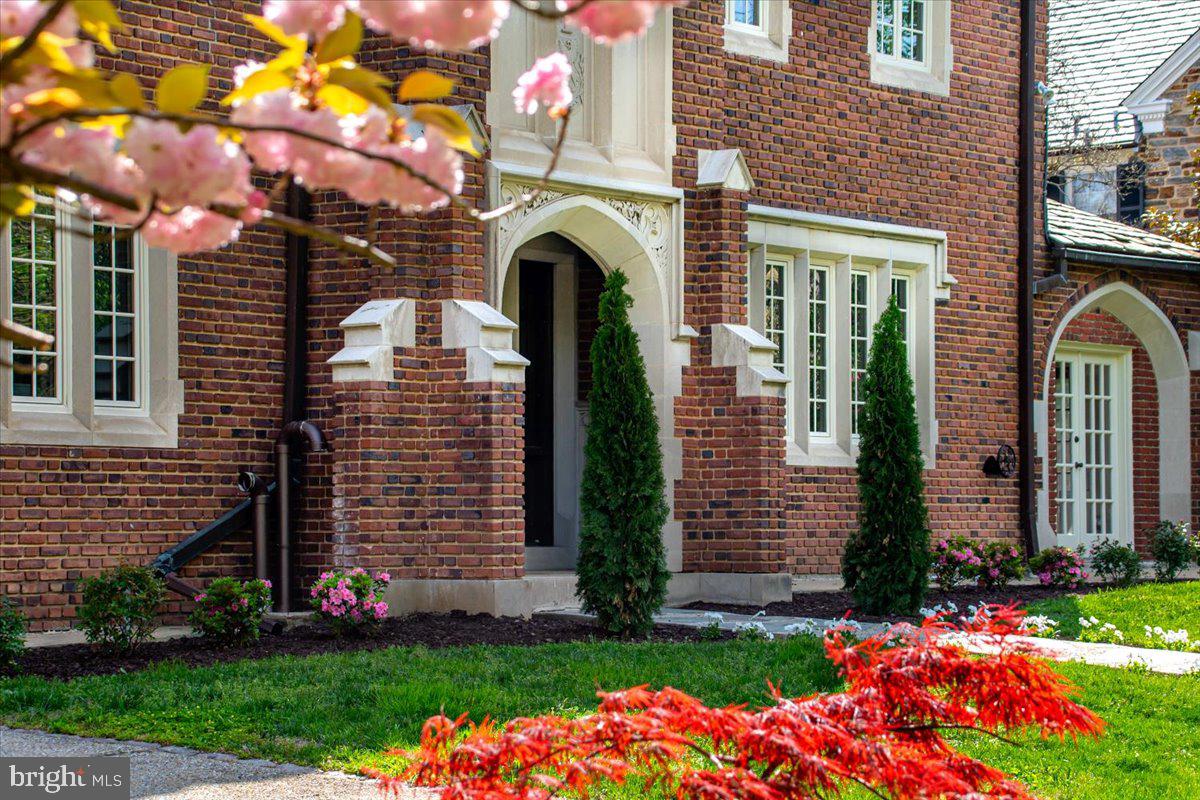 GUILFORD HISTORIC DISTRICT - Residential