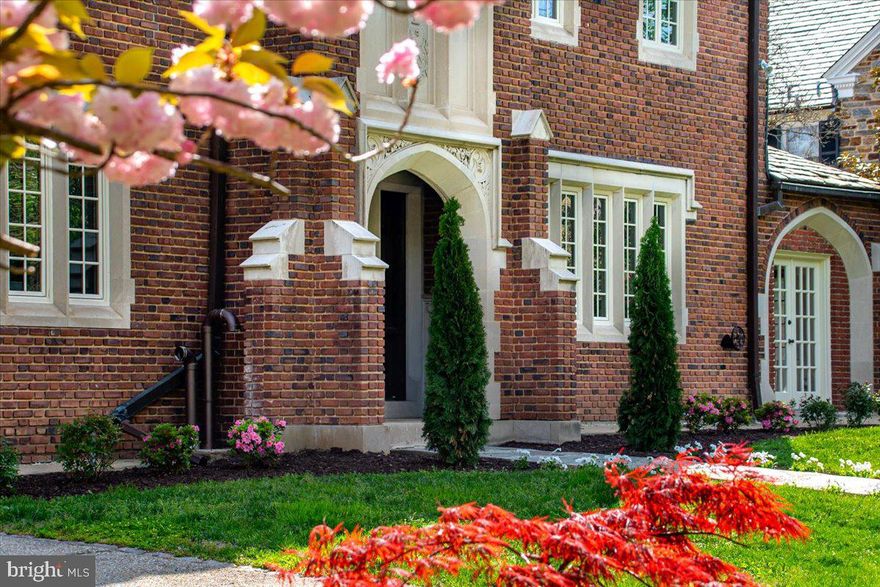 JOIN US FOR AN ICE CREAM SOCIAL FRIDAY, MAY 1st FROM 5-7PM. Across the street from Sherwood Gardens. (Photos and description coming soon!)