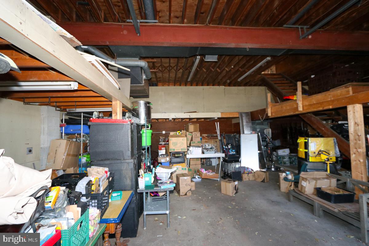 BETHAYRES - Commercial Sale