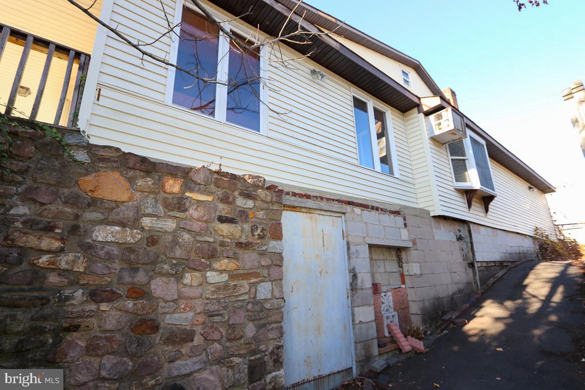 BETHAYRES - Commercial Sale