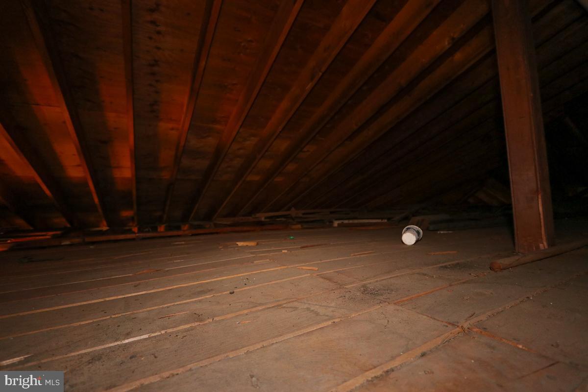 BETHAYRES - Commercial Sale