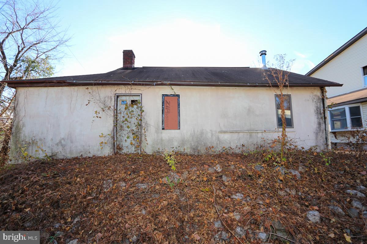 BETHAYRES - Commercial Sale