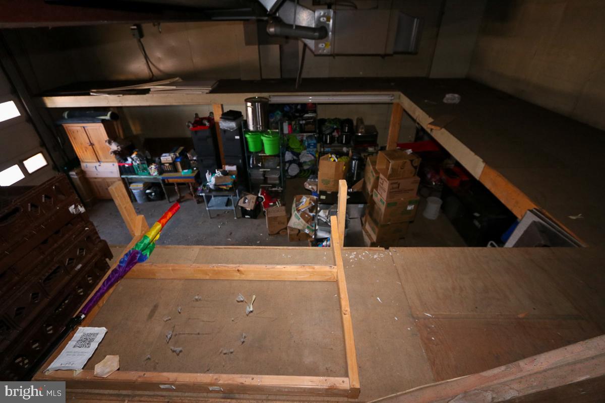 BETHAYRES - Commercial Sale