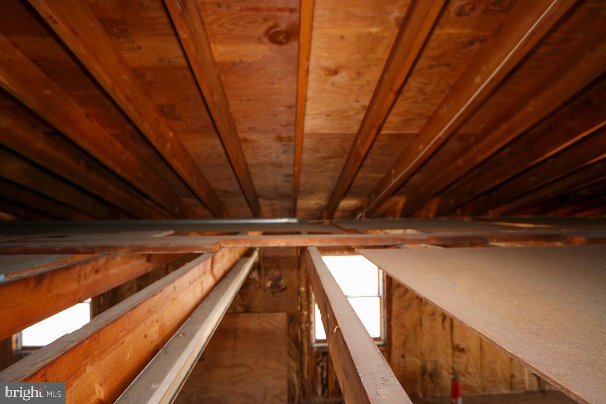 BETHAYRES - Commercial Sale