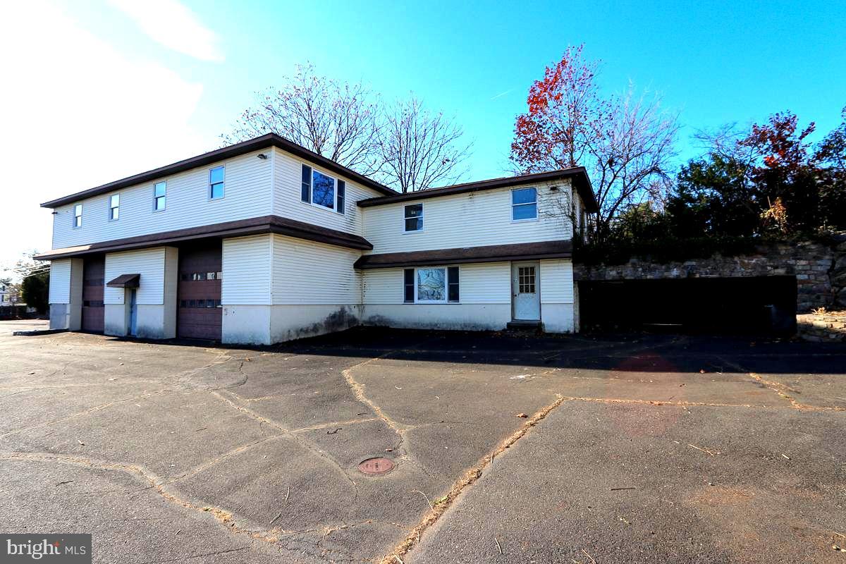 BETHAYRES - Commercial Sale