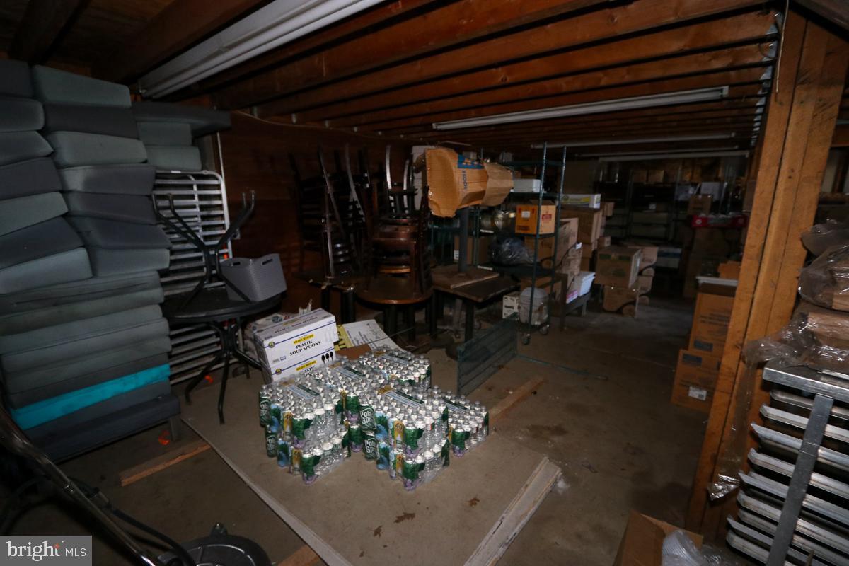 BETHAYRES - Commercial Sale