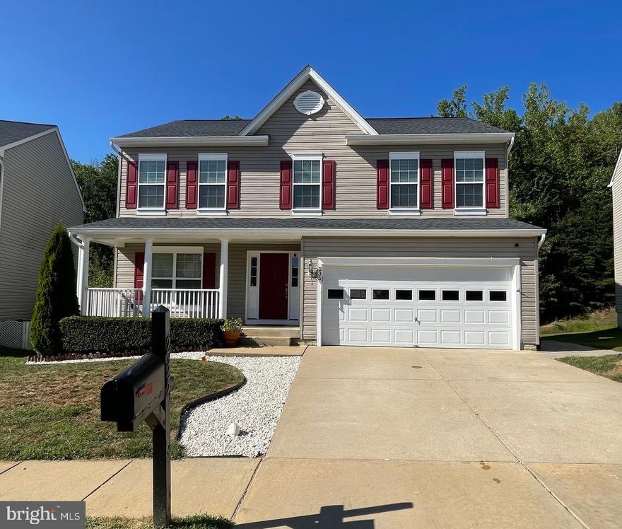 Amazing beautiful singe family home in desired Widewater Village gated community. This jewel has 6 bedrooms + 1 flex room, 4 full bath, 2 car garage, large patio, walkout basement with its own stone paving entry. You won't find a house like this for this price anywhere else in the area. Close to Quantico base, Route1, I-95, commute lot, hospitals, schools, shopping center, etc. HOA takes care of cutting your lawn, removing snow on common areas, great community pool, sidewalks, dog park, etc. ,Pictures don't make justice to this house. Come and see it for yourself.