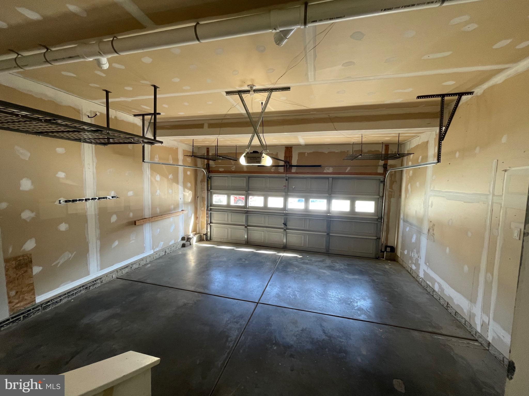 WIDEWATER VILLAGE - Residential