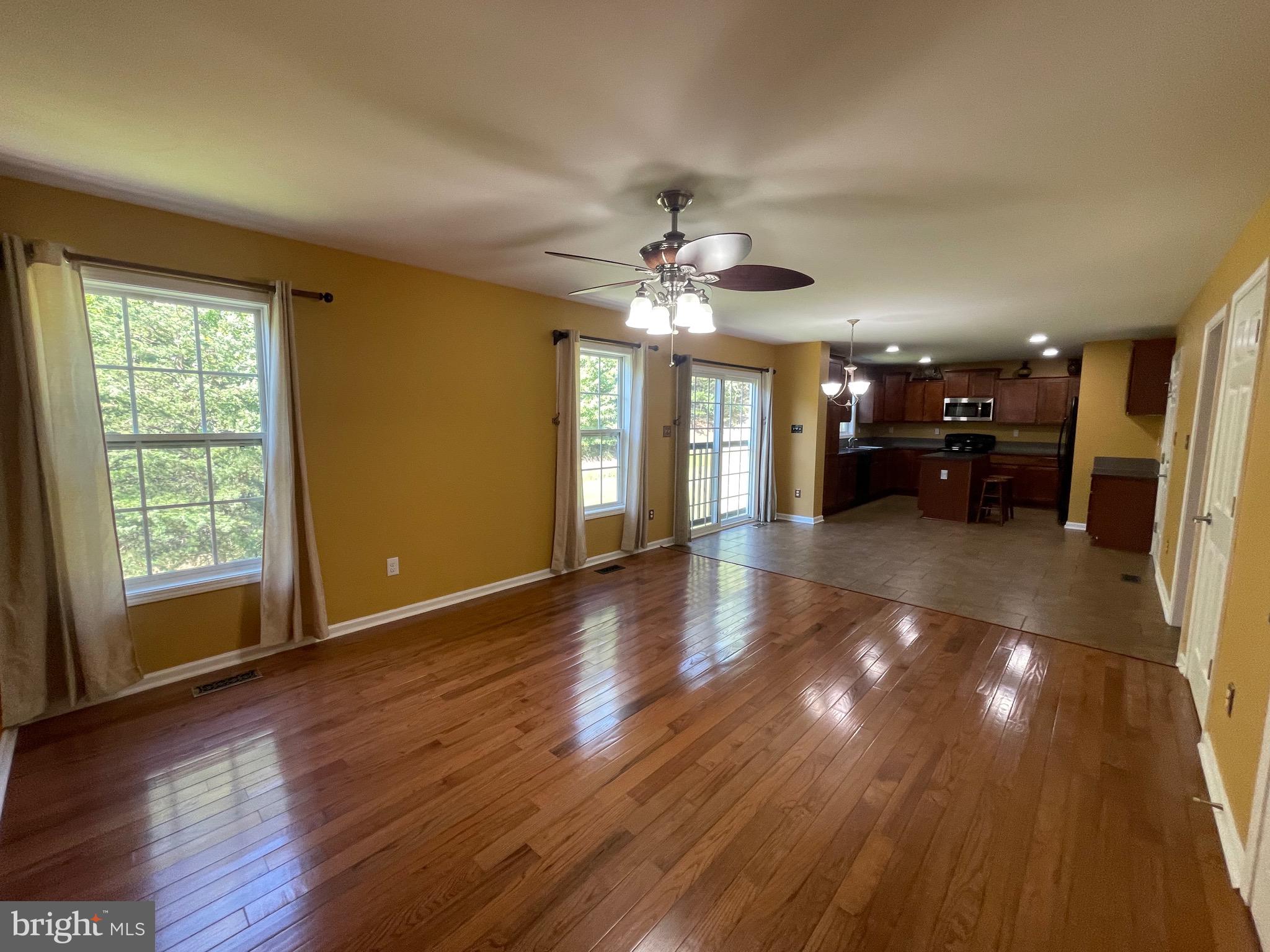 WIDEWATER VILLAGE - Residential