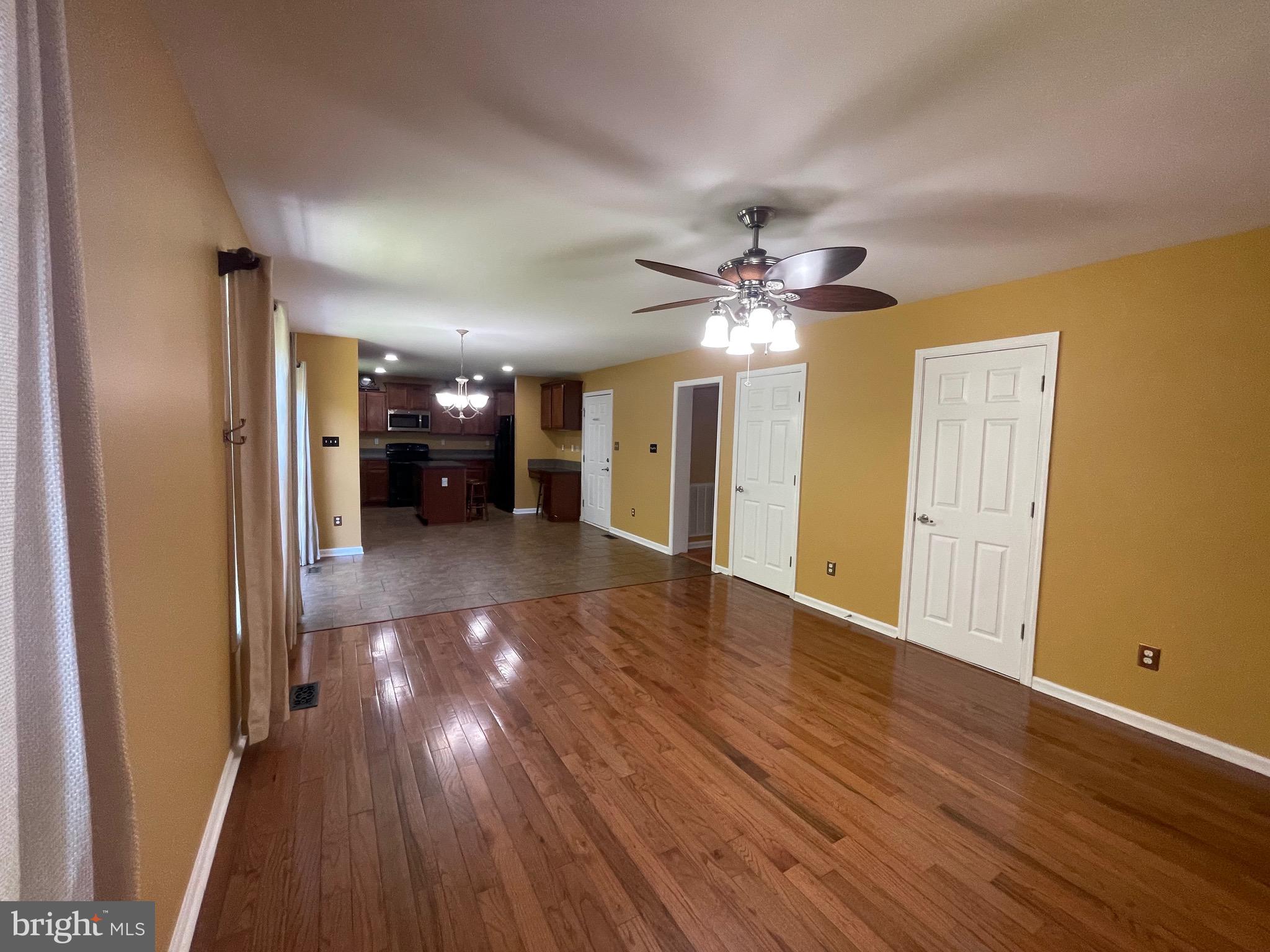 WIDEWATER VILLAGE - Residential