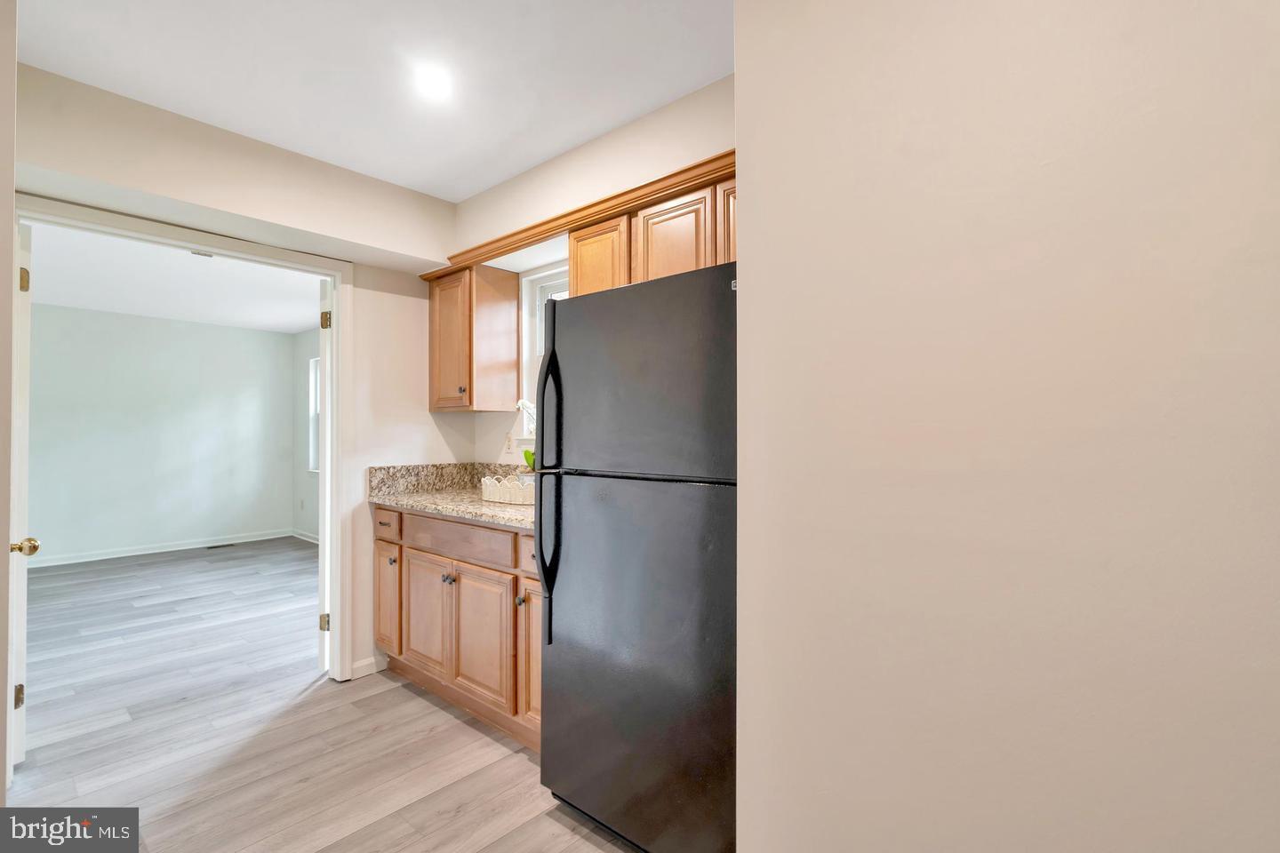 EAGLE CROSSING - Residential Lease