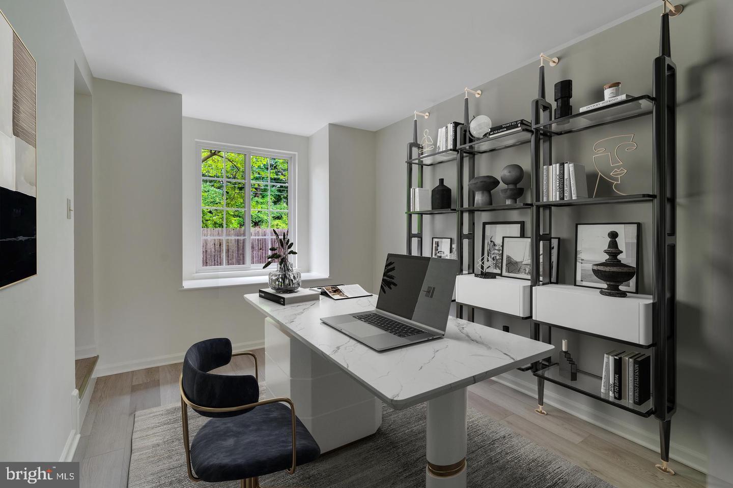 EAGLE CROSSING - Residential Lease