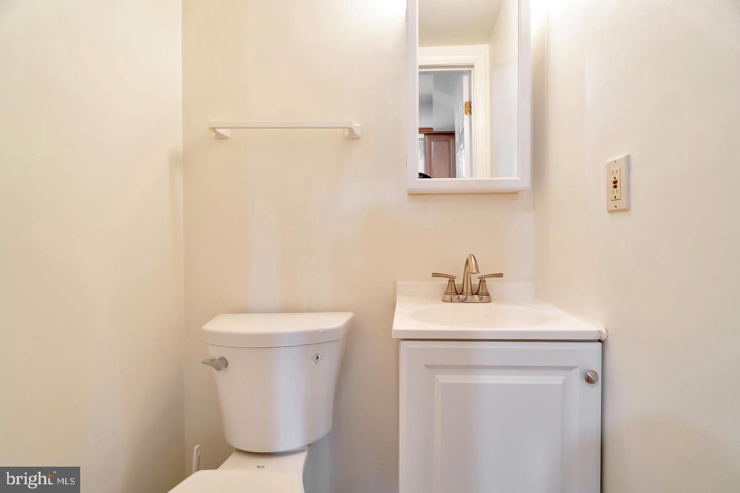 EAGLE CROSSING - Residential Lease