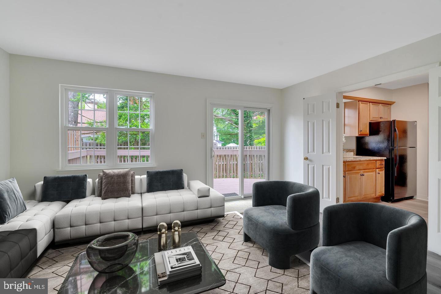 EAGLE CROSSING - Residential Lease