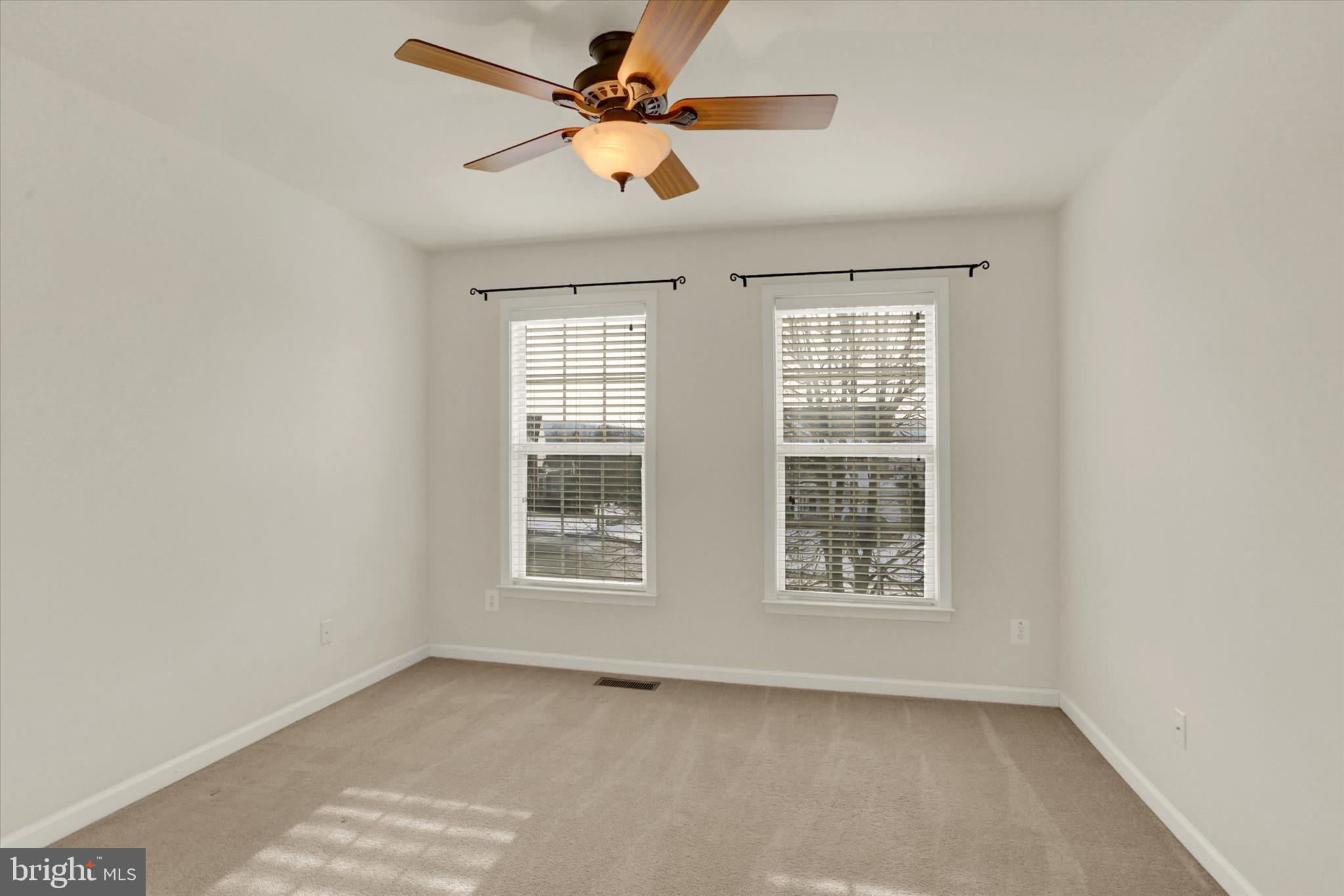 STONEBRIDGE CROSSING - Residential