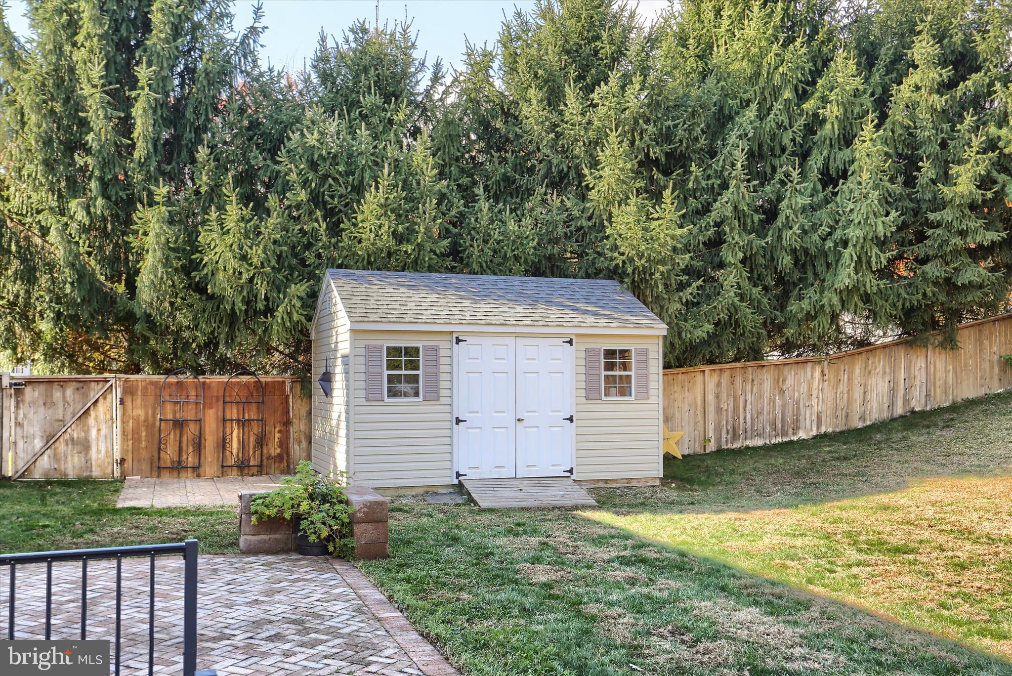 STONEBRIDGE CROSSING - Residential