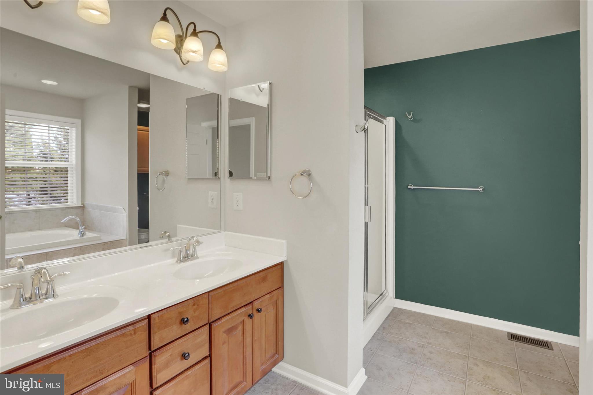 STONEBRIDGE CROSSING - Residential