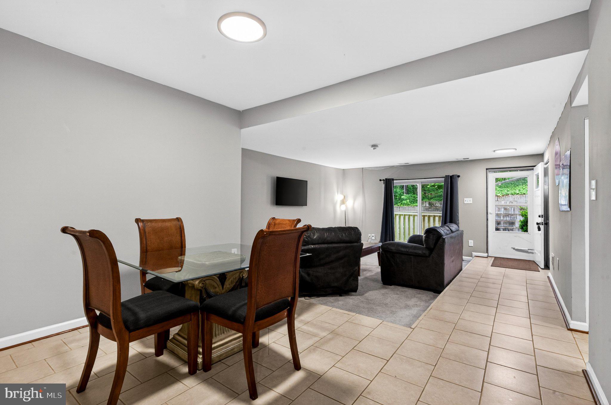 ELYSIAN WOODS - Residential