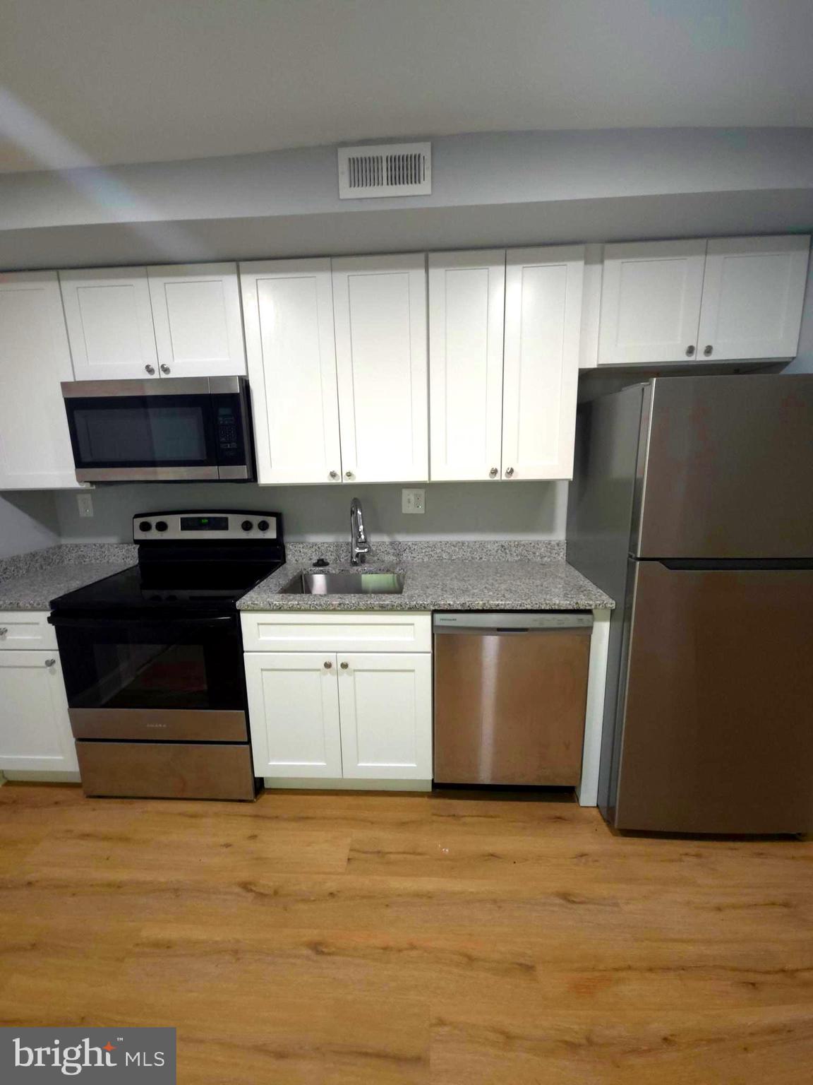 BROOKLYN - Residential Lease
