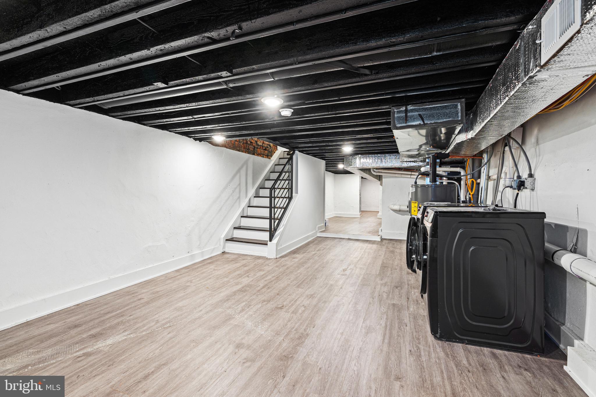 LOWER MOYAMENSING - Residential