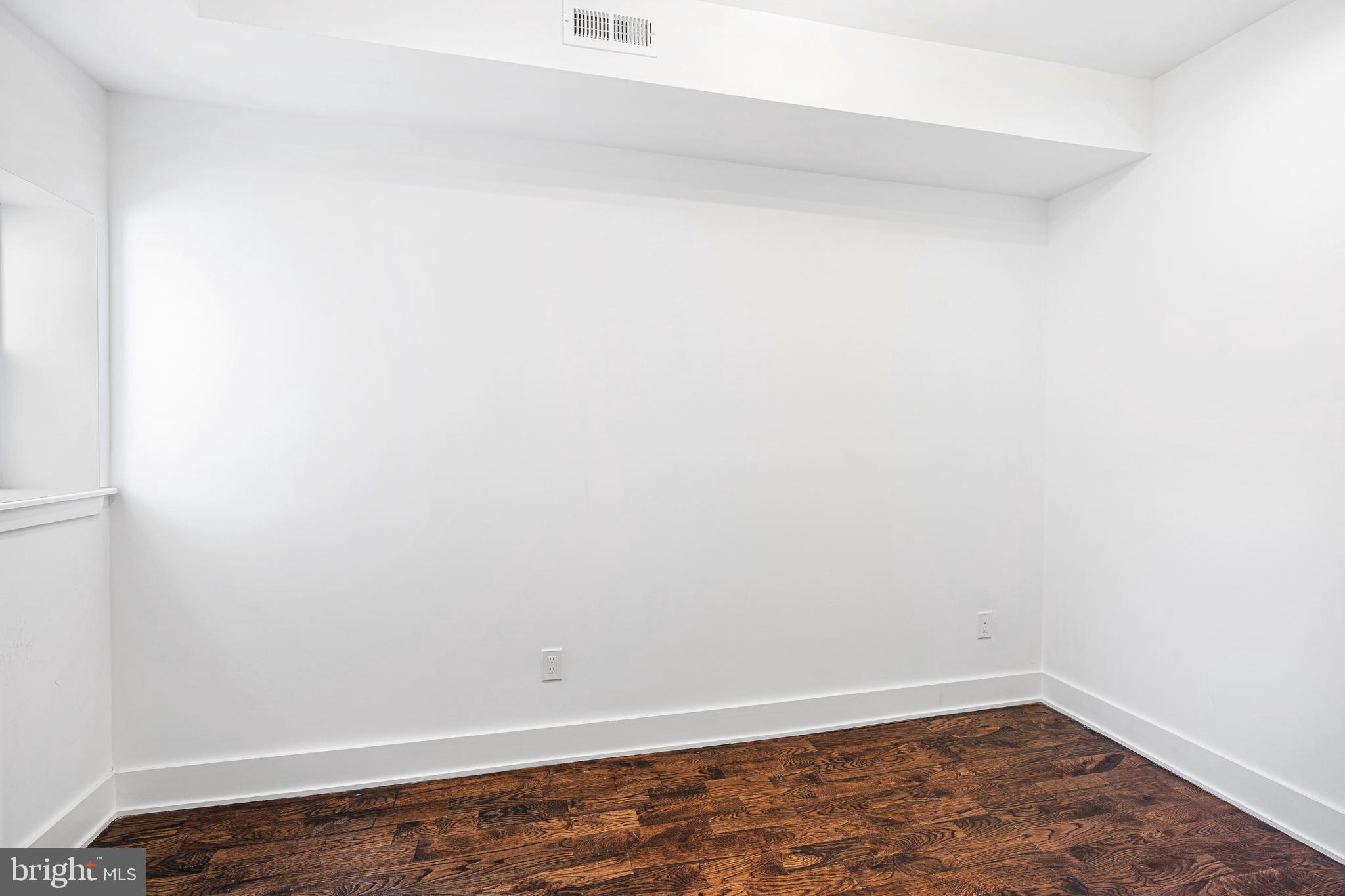 LOWER MOYAMENSING - Residential