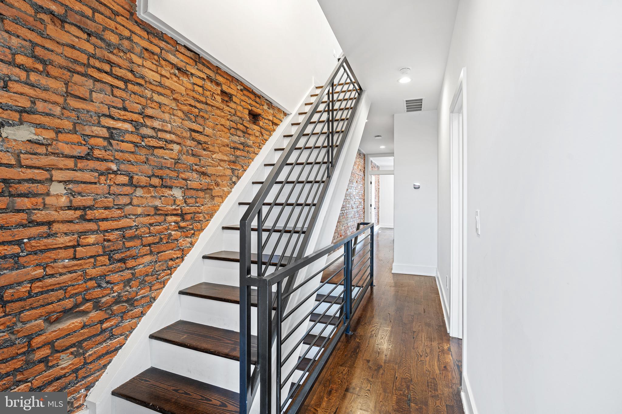 LOWER MOYAMENSING - Residential