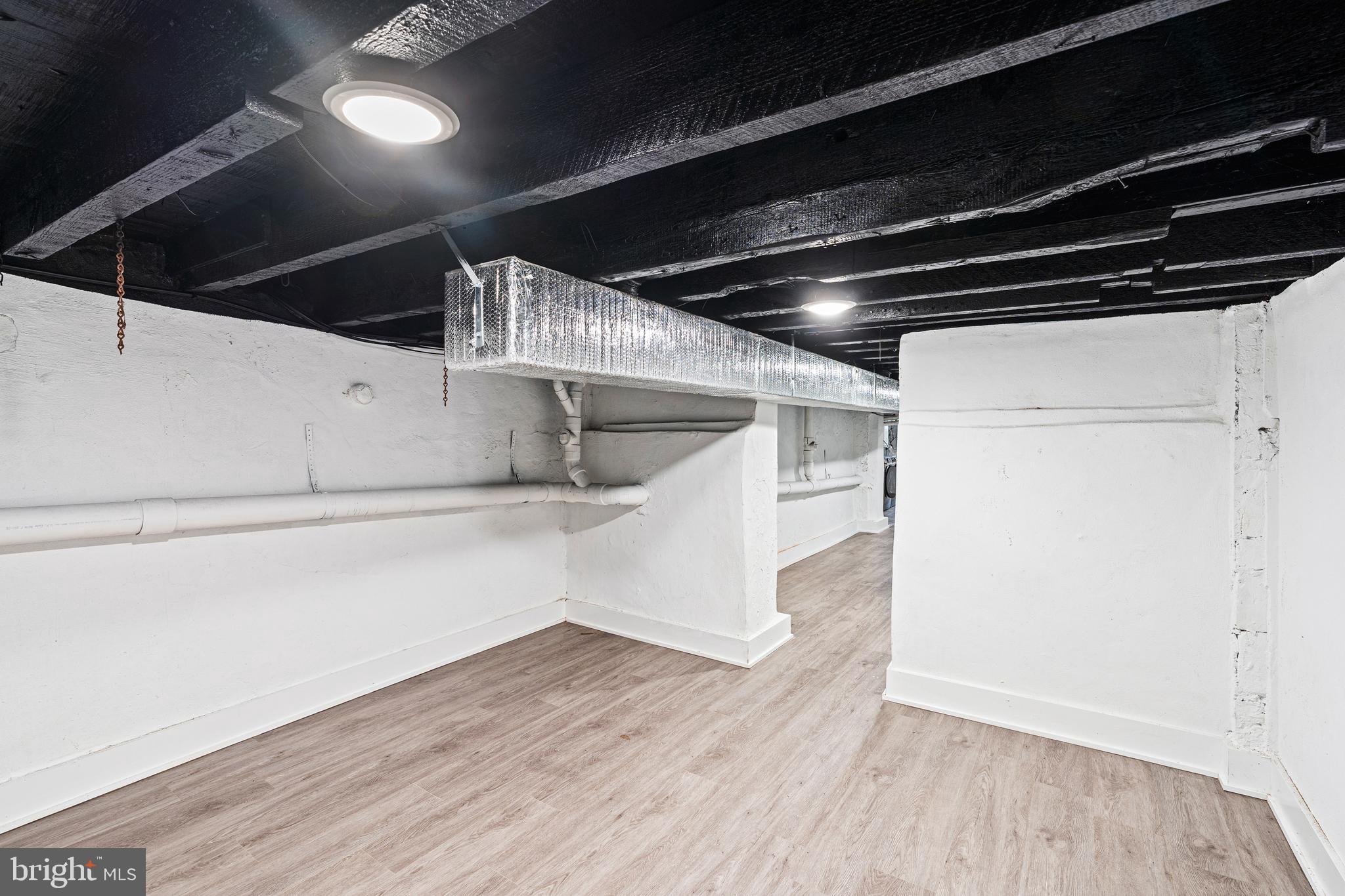 LOWER MOYAMENSING - Residential