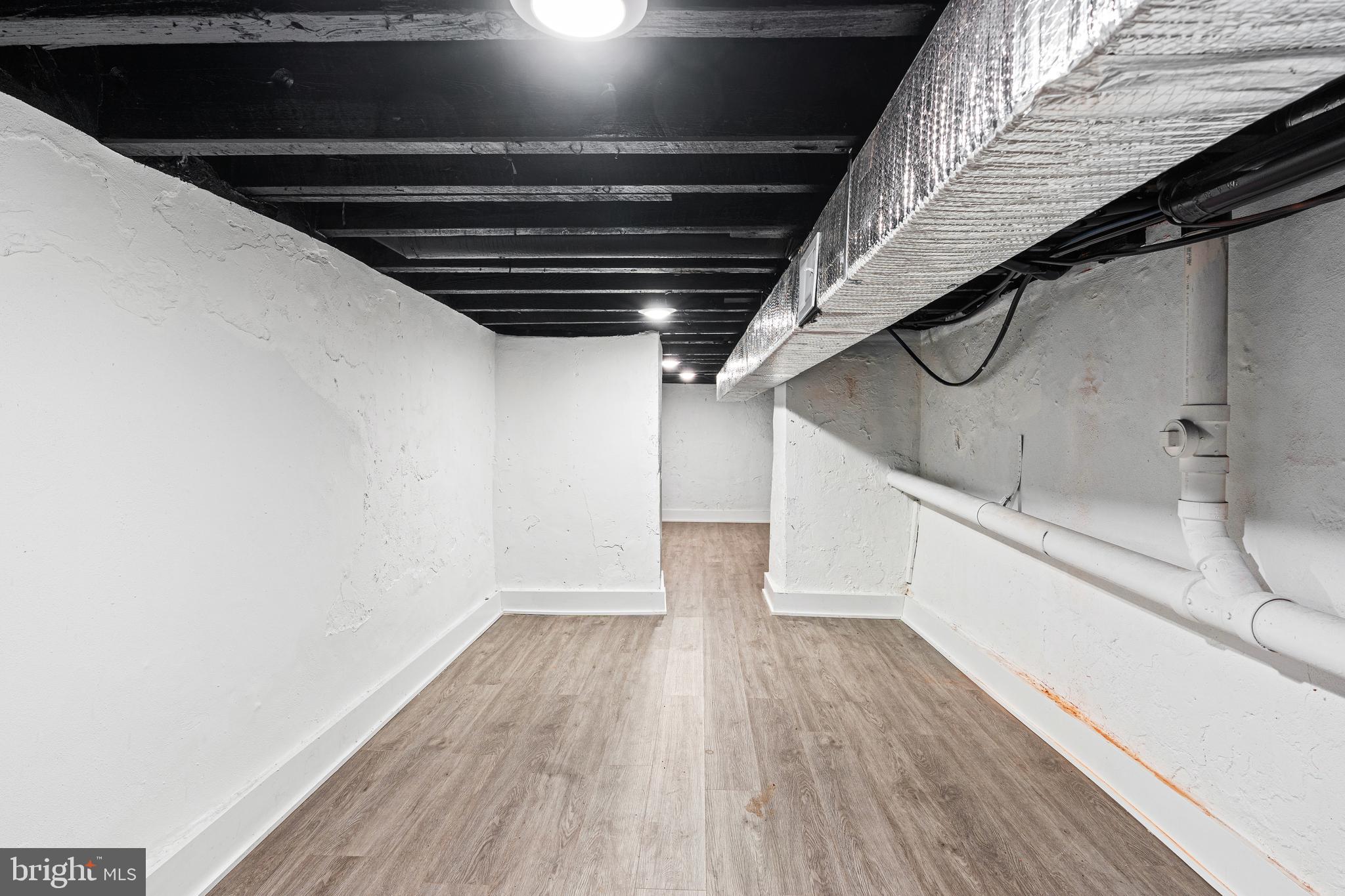 LOWER MOYAMENSING - Residential