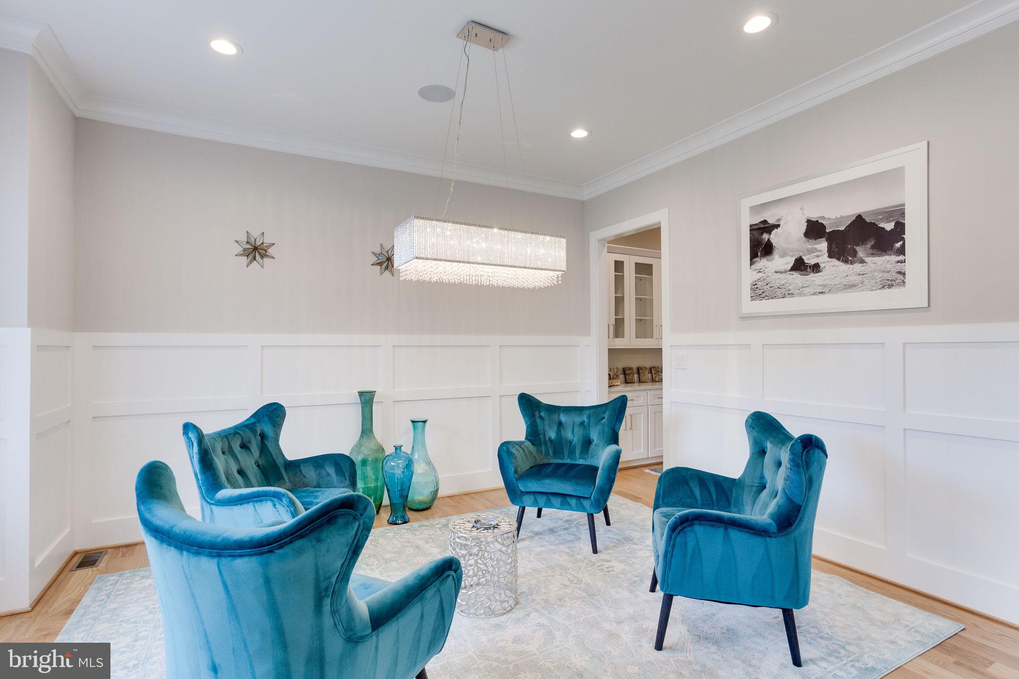 VIENNA WOODS - Residential