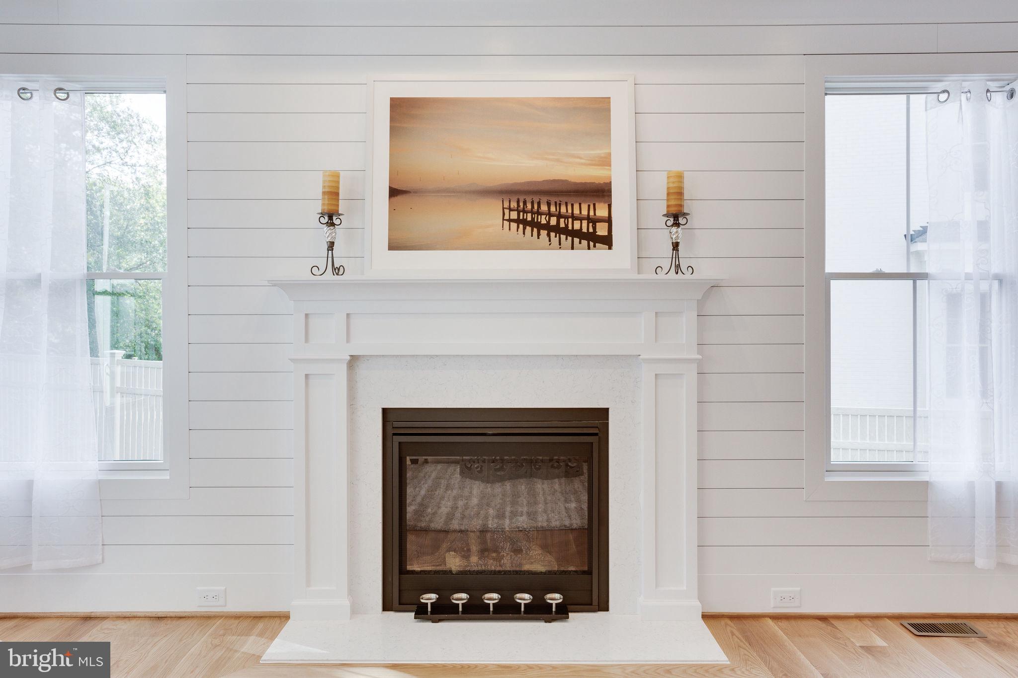 VIENNA WOODS - Residential