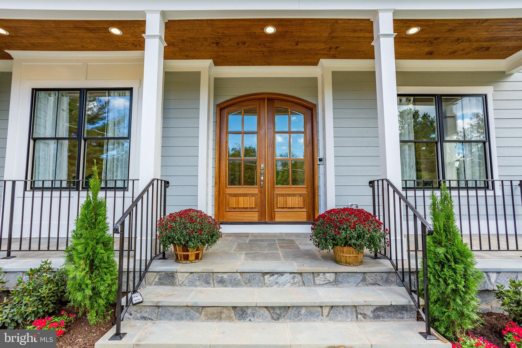 VIENNA WOODS - Residential