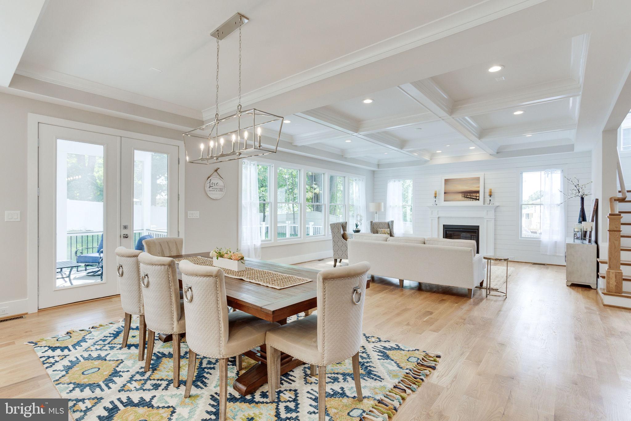 VIENNA WOODS - Residential