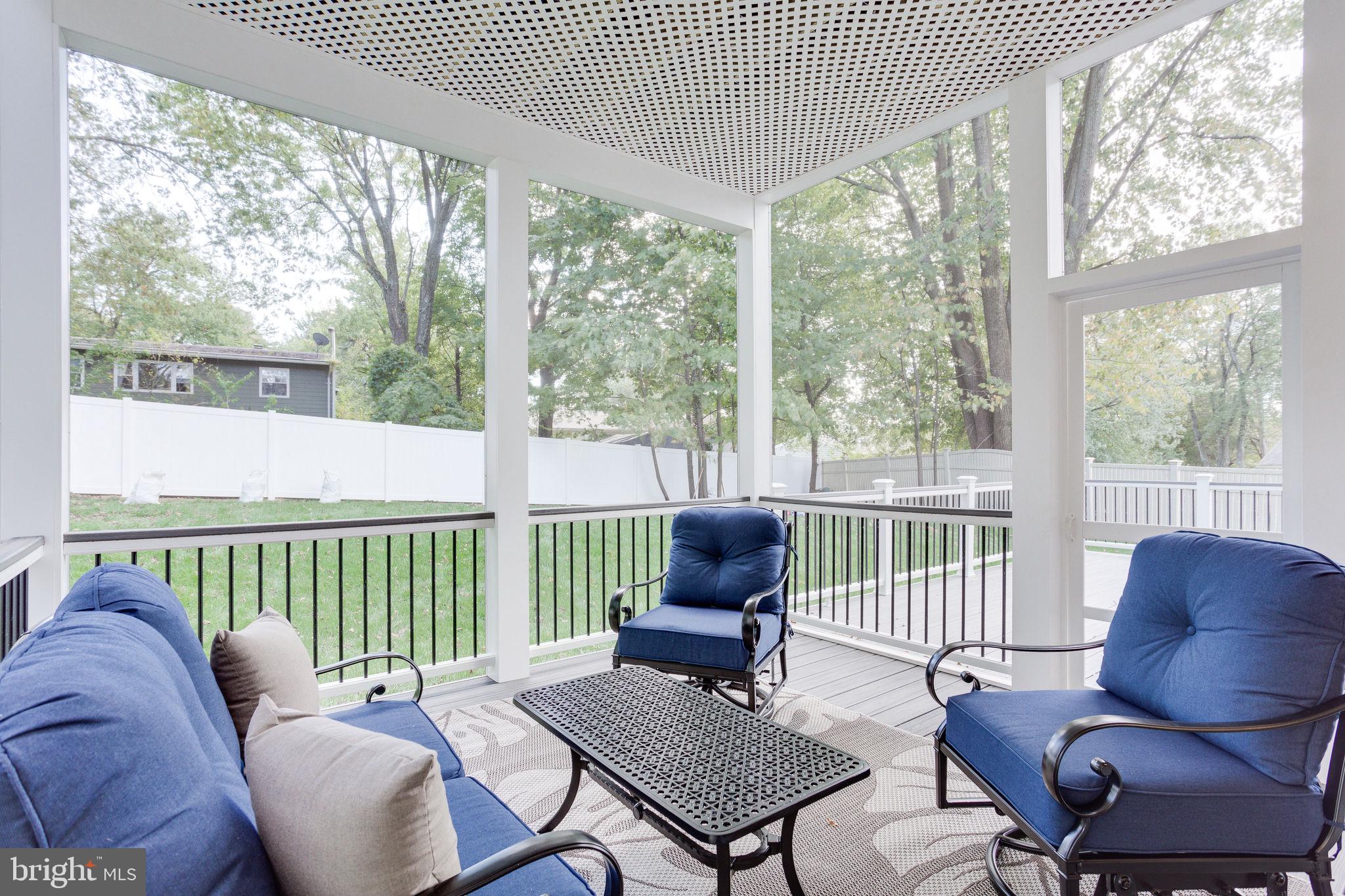 VIENNA WOODS - Residential