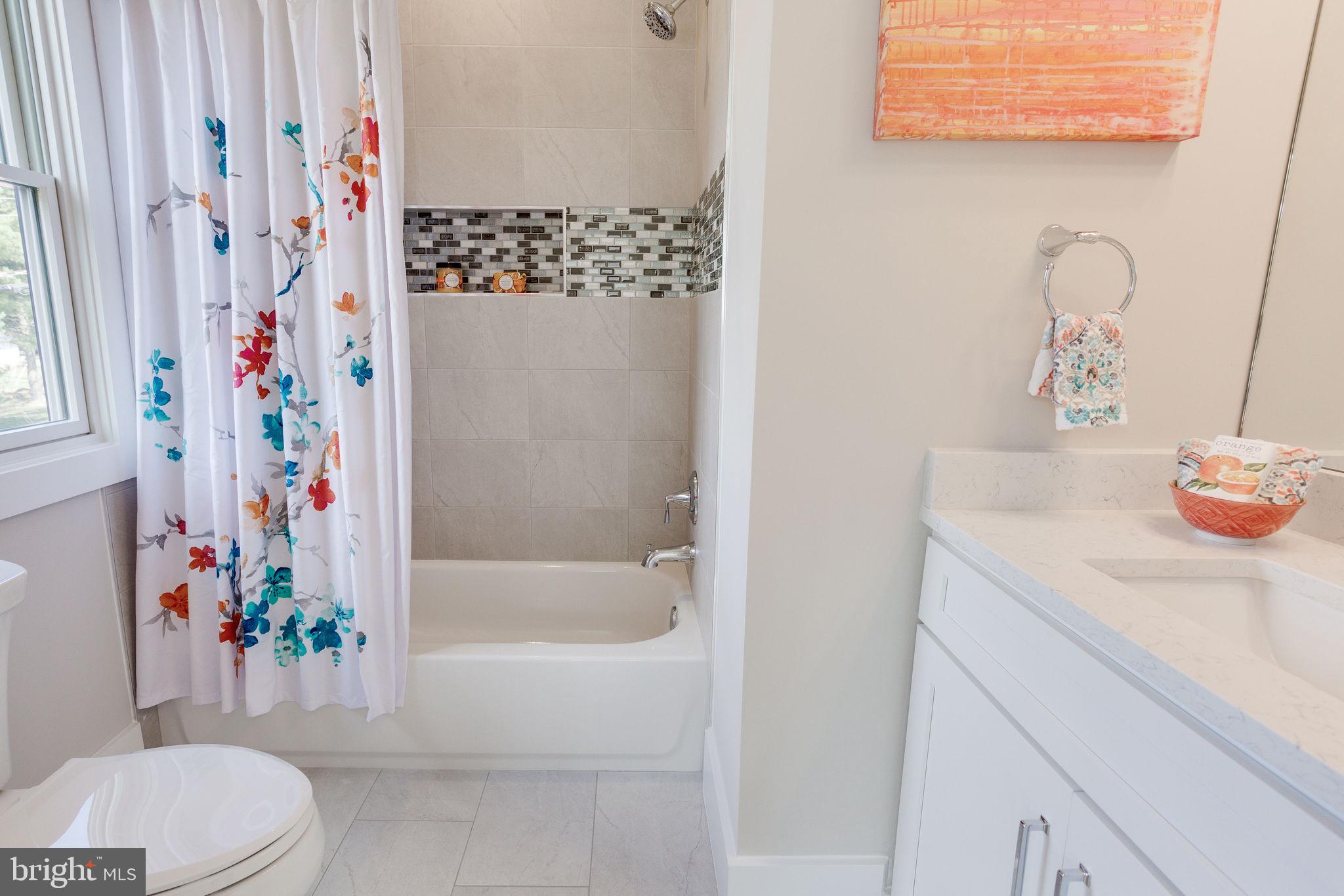 VIENNA WOODS - Residential